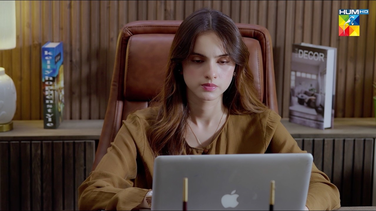 Utho Afiya Mere Sath Chalo..! #deewar #sunitamarshal