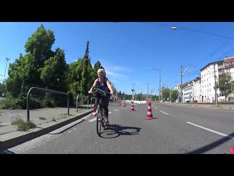 PopUpBikeLane auf der Mercedesstraße in Stuttgart
