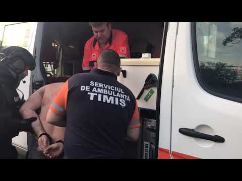 Mediafax 04 Iunie - Bărbatul care l-a împușcat mortal pe polițist, în sala de operație