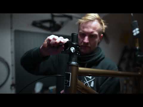 Crumble Hardtail Sour