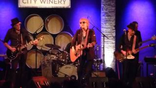 Ian Hunter - Ghosts  2-7-17 City Winery, NYC