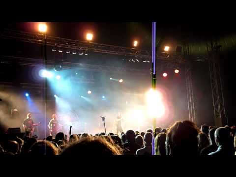 Lawnmower Deth - Kids in America + Sophie Lancaster tribute (live at Bloodstock)