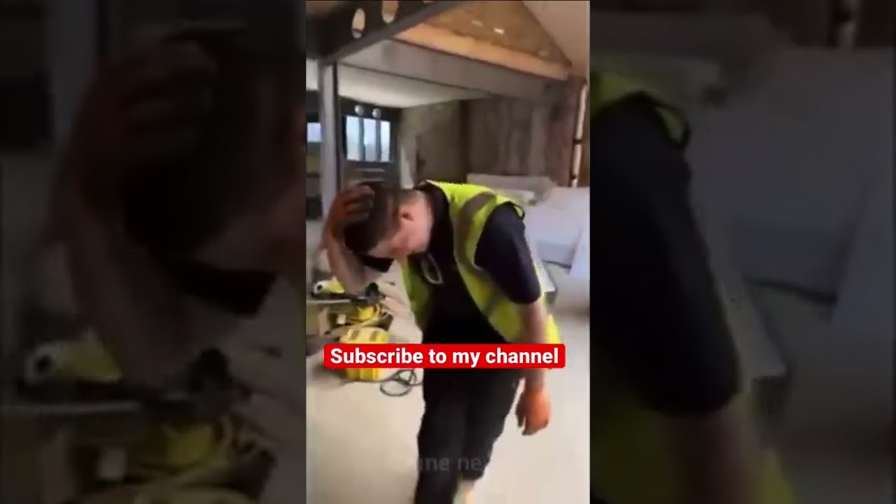 When it got boring at work😂