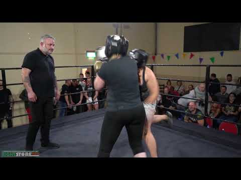 Niamh Jordan vs Mary Fox - Fighting Spirit: White Collar Boxing