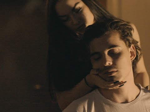 Buzás Bence - Szertefoszlott (Official Visualizer Video)