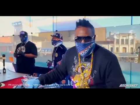 Flawless The Motivator Showing Hip Hop Dj Skills With M.C. Hammer - U Can't Touch This