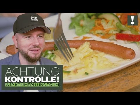 "Kartoffelsalat aus dem EIMER!" 😅 Frankfurter SPEZIALITÄTEN im Test!  | Achtung Kontrolle