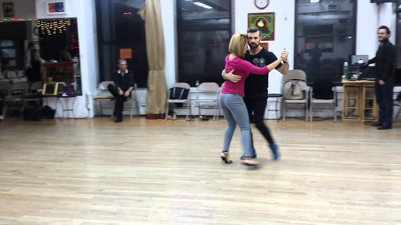 Argentine Tango Class: Claudio Gonzalez & Julia Urruty - Qué nadie sepa mi sufrir
