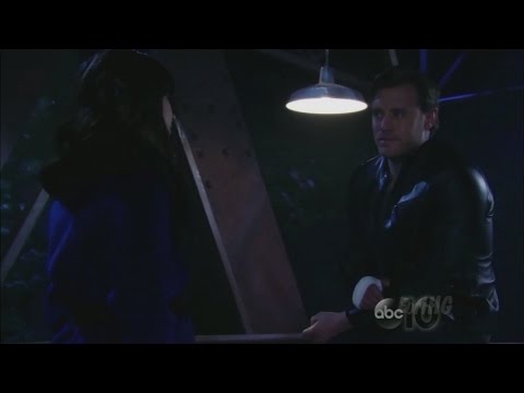 12-29-15 (2) Robin Scorpio - Boy with No Past