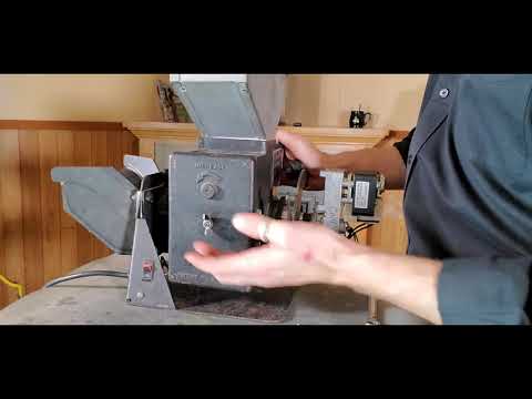 Harman Feed System, Sawdust Cleanout Box
