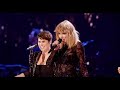 [4K UHD] Taylor Swift - Shake It Off (Live at Super Saturday Night 2017)