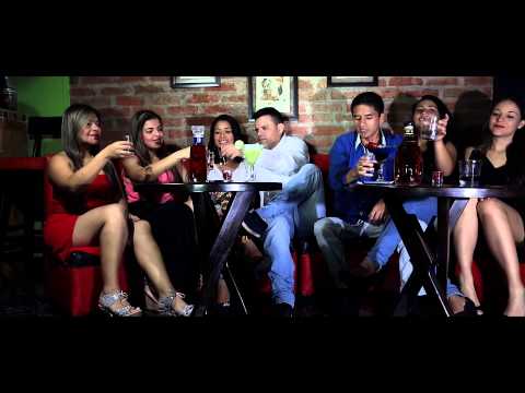 Carlos Iriarte Ft. Colon Pantoja - Sigo Soltero (Video Oficial)