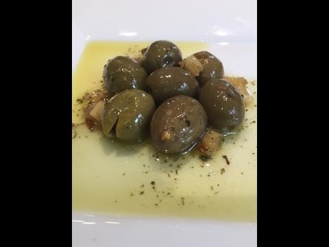 download lagu mp3 mp4 Italian Cracked Green Olives, download lagu Italian Cracked Green Olives gratis, unduh video klip Italian Cracked Green Olives