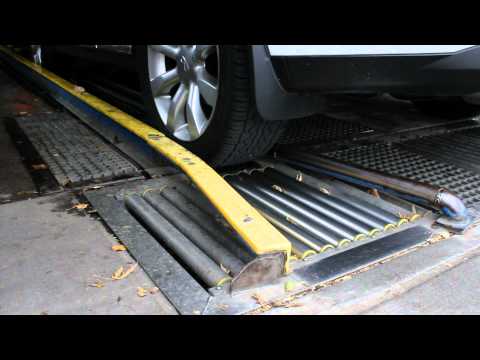 Safe loading at Speedy Shine Express Car Wash in Colorado Springs