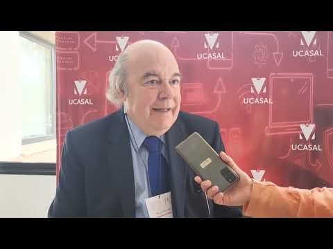 El ministro Cornejo disertó sobre ciberdelitos en el Congreso Iberoamericano de Derecho e Informática