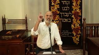 לחבר גלקסיות - יצחק זאגא - לפרשת ואתחנן תשפ"ה (הרב יצחק חי זאגא) - התמונה מוצגת ישירות מתוך אתר האינטרנט יוטיוב. זכויות היוצרים בתמונה שייכות ליוצרה. קישור קרדיט למקור התוכן נמצא בתוך דף הסרטון