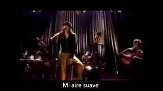 Carla Bruni - Le plus beau du quartier (Español)