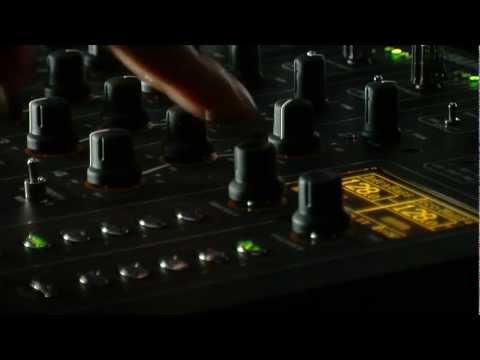 Xone:DB2 Reloaded - Infra Bass & Saturator - Firmware V2