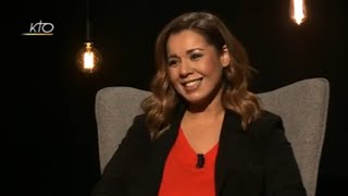 Chimène Badi : &quot;le harcèlement scolaire est la cause qui me touche le plus, je l&#39;ai trop subi&quot;.