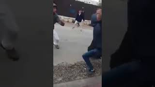 اعتداء على سيدة فلسطينية في الخليل