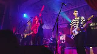 Alex Lahey - I Love You Like A Brother (live)