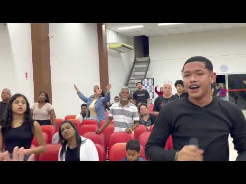 SEGURO ESTOU NOS BRAÇOS + MEDLEY - Matheus Henrique - STF