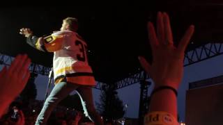 Dierks Bentley: What the Hell Did I Say (Live in Pittsburgh 6-24-17)