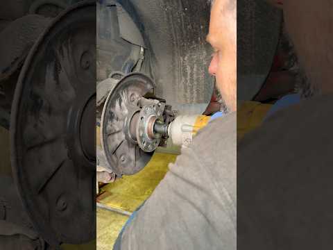 Replaced Rear Wheel Bearing 💪😀 VW Golf