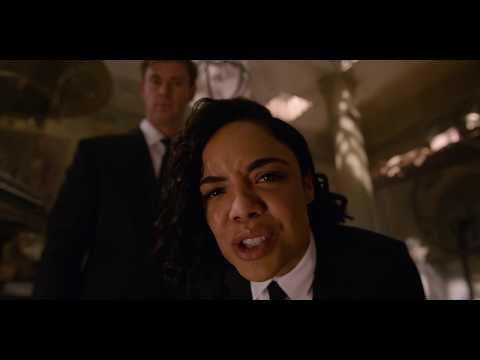 “Hand M Meet Pawny” VF