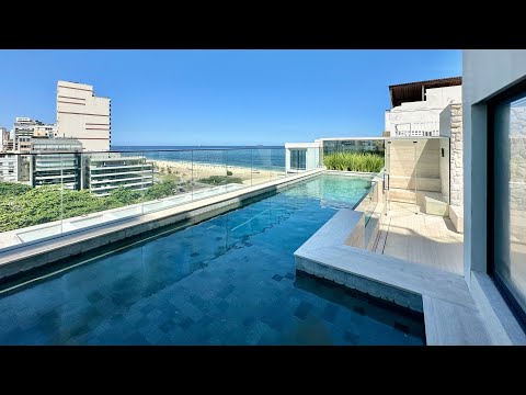 W05.965 - Sensacional cobertura triplex nova à venda no Leblon