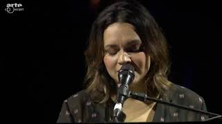 Norah Jones - Little Broken Heart (Baloise Session)