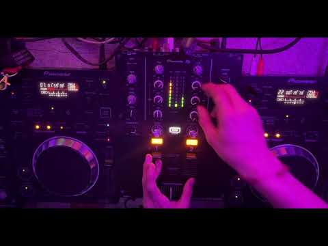 Set house #1   SW  Djm 250 mk2 + cdj 350