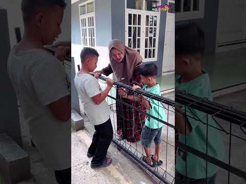TIAN & AZKA MAININ PAGAR‼️🙈🙏 #comedy #hiburansegar #funny #shorts #humor