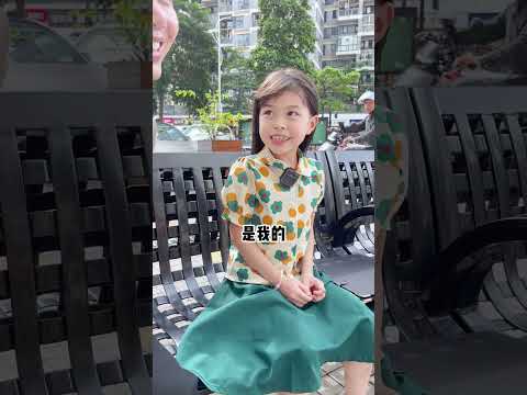 少儿才艺画画比赛，竟然画出一个长得非常像赵露思，那两位小朋友谁画的更像赵露思呢？ #搞笑 #搞笑 #funny #dance #遊戲 #遊戲 #萌娃 #剧情#绘画 #沙雕