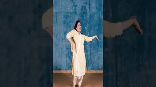 Chudi Maza Na Degi Kangan Maza || Sanam Bewafa || Himani Saraswat || Dance Classic || #shorts