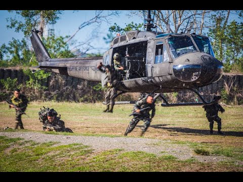 Bell UH-1 Huey Helicopter