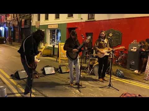 The Sky is Crying - Galway buskers