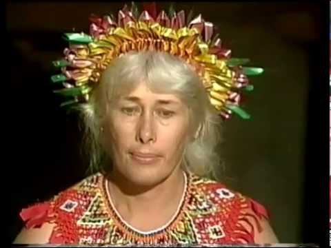 Bahá'í Robin White-New Zealand artist lived 17 Glorious years on Kiribati Pacific Island