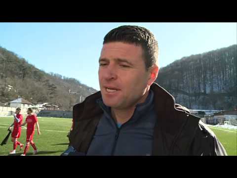 Fotbal in Valea Domanului cu rosso-negri