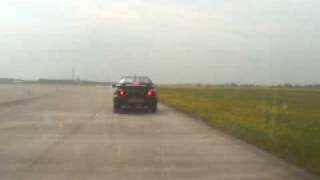 preview picture of video 'Astra GTE chasing Scooby - Elvington trackday'