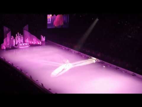JOE PASQUALE AS A WOMAN, Dancing on Ice Final Tour 29.3.14 Phones4U Arena