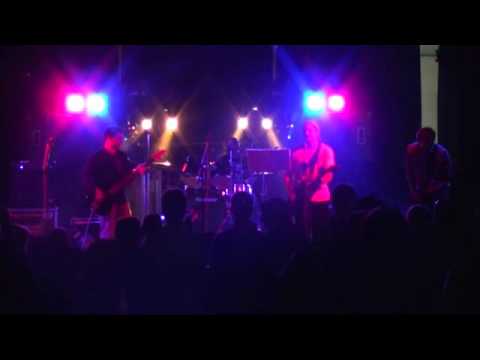 Vyprážané nohy z gauča - Oda na Laca