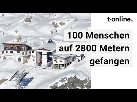 Dramatic incident in the Alps: Cable car crashes into station