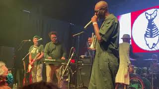 Fishbone’s Dirty Walt starting off the song “Housework” with a message for the kids