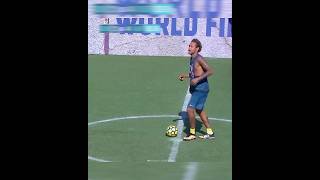 Download lagu Couldn’t Handle Neymar’s Dance 👑🔥 mp3