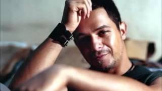 Alejandro Sanz - Hay un universo de pequeñas cosas.wmv