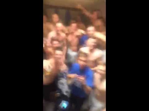 Beverwijk SV Beemster | Feestvreugde in de kleedkamer | 3-4