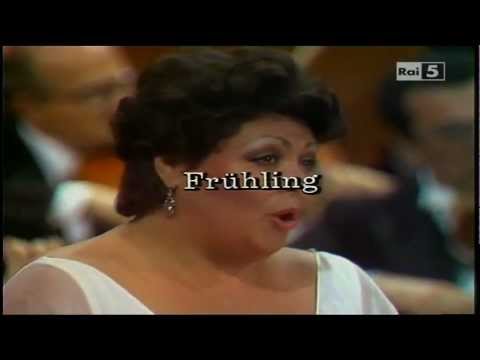 Margaret Price sings Strauss