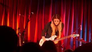 Lindsay Ell &quot;Wildfire&quot; guitar segment @ Bush Hall, London 10/02/2017