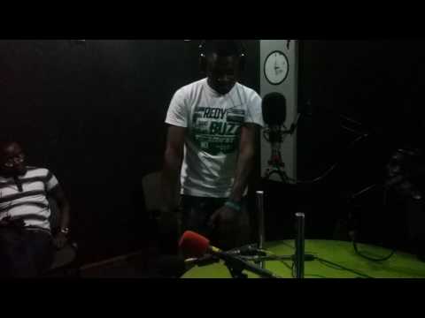 We Are Champions- Salatiel ft. M. Leo,Mink's, Daphne, Valdez, Mary_Fredy Dans UrbanBuzz - Offishal